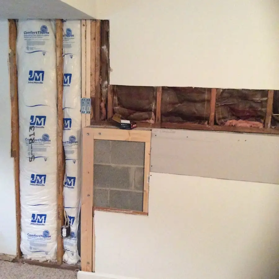 Wall insulation replacement during Structural Drying in Spring Creek